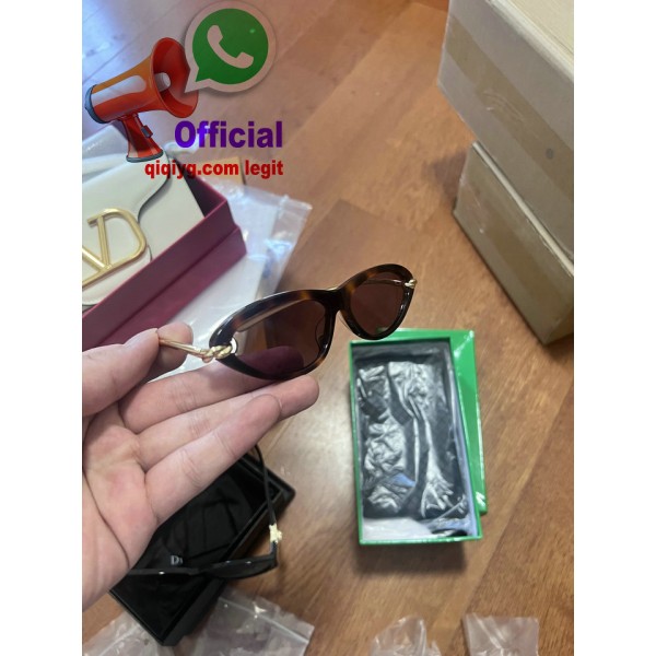 WhatsApp oficial de qiqiyg.com e tangma2088.com:+8619859551206 Fornecedor legítimo da China para vestuário e acessórios por grosso QIQI018