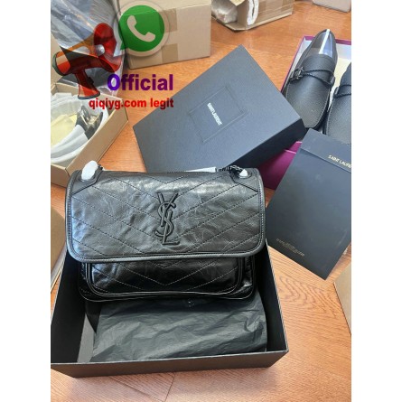WhatsApp oficial de ...