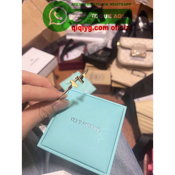 WhatsApp oficial de qiqiyg.com e tangma2088.com:+8619859551206 Fornecedor legítimo da China para vestuário e acessórios por grosso QIQI233