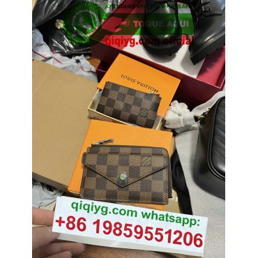 WhatsApp oficial de qiqiyg.com e tangma2088.com:+8619859551206 Fornecedor legítimo da China para vestuário e acessórios por grosso QIQI245